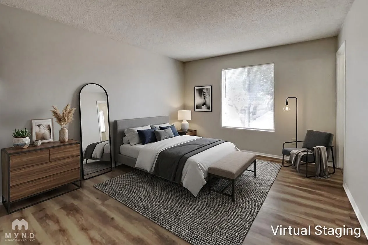 3 bed, 2.0 bath, 1696 sqft, $1,745 — Photo 3