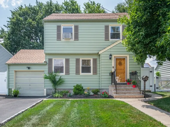 149 Birchwood Dr, Belleville Twp., NJ 07109