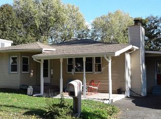 1 Riverview Ave, New Windsor, NY 12553