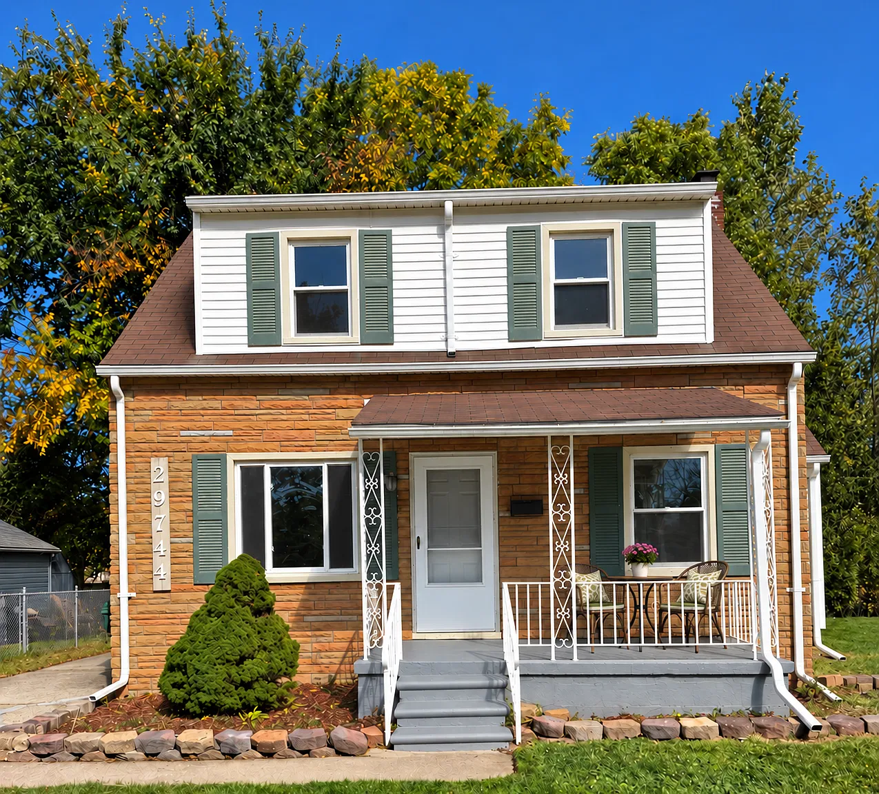3 bed, 913 sqft, $1,549 — Photo 2