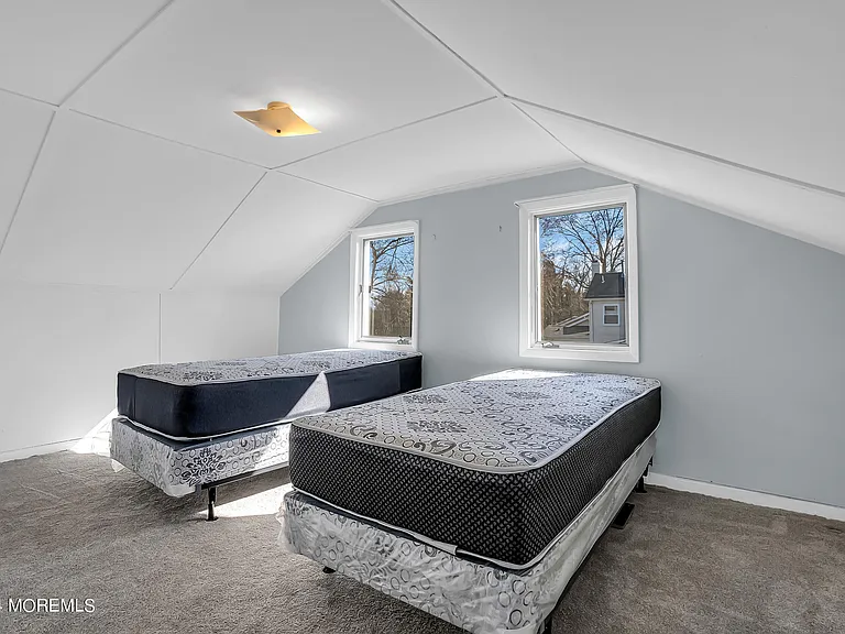 459 W Park Ave — Photo 21