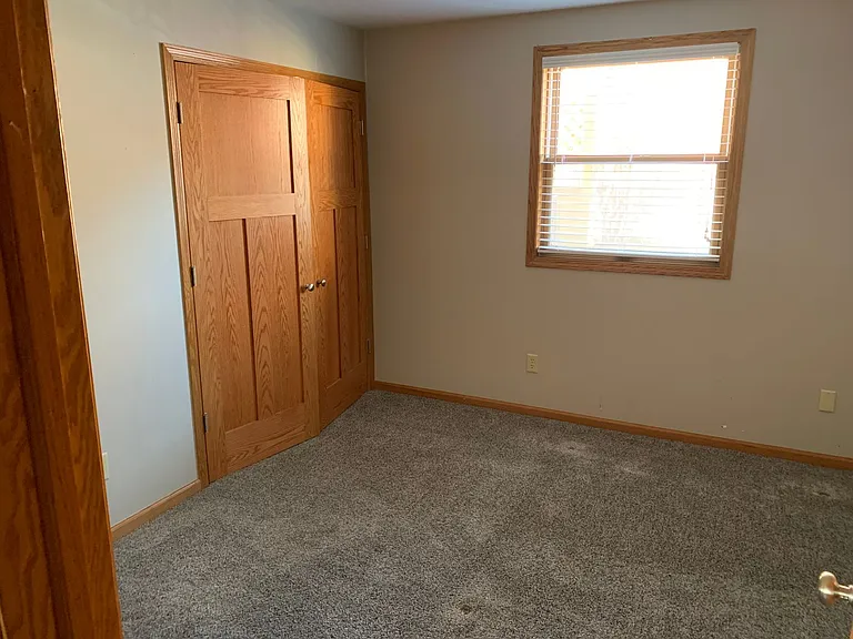 1004 Main St — Photo 14