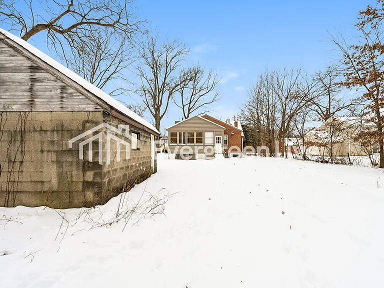 7052 Clovernook Ave — Photo 14