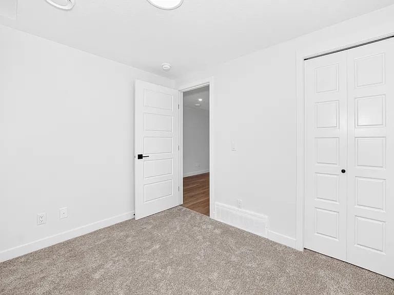 280 Paterson Way SW — Photo 8