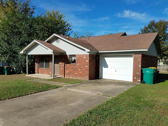 2nd image of 1103 N University Dr
