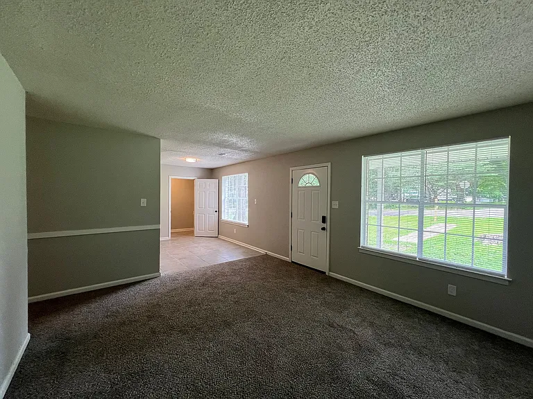 3516 Pryor St — Photo 13