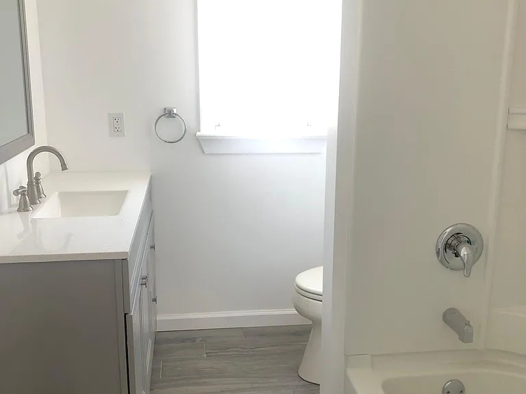 52 Carpenter St — Photo 13