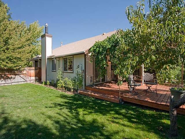 2nd image of 1815 Sierra Highlands Dr