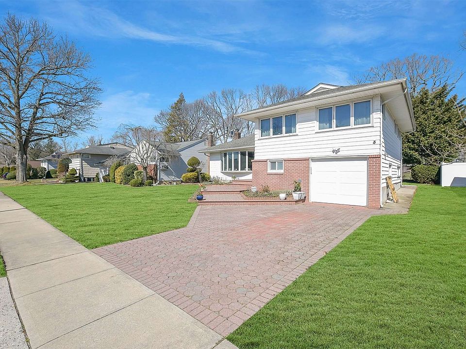 1439 Eric Lane, East Meadow, NY 11554 Zillow