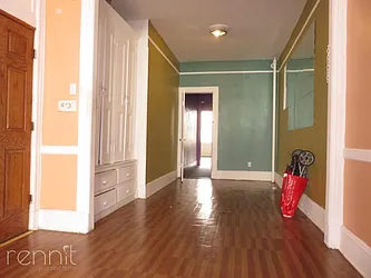 Rented by Rennit Inc.