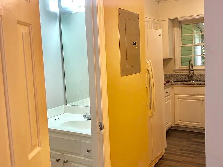 698 Burnt Creek Dr NW — Photo 8