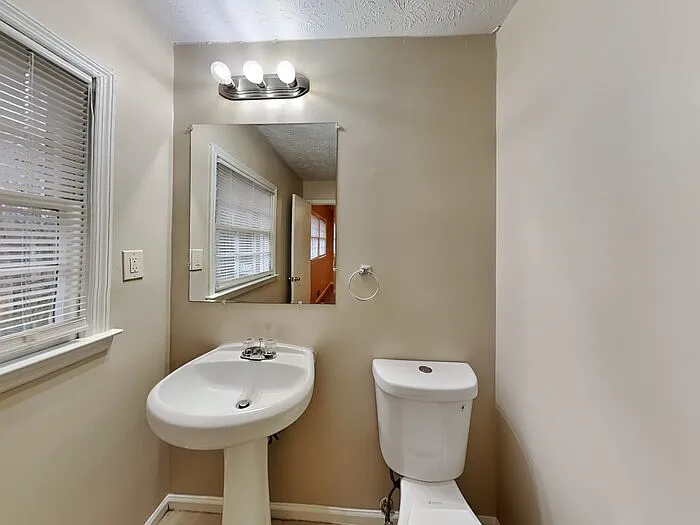 1811 Wendell Way — Photo 11