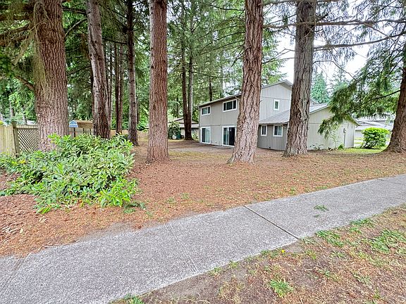 5th image of 5709 16th Ave SE #B