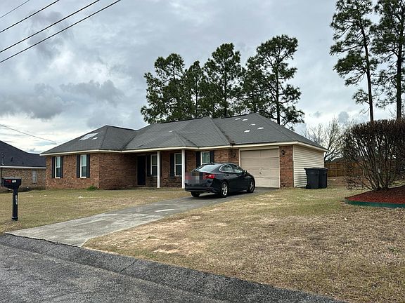 2nd image of 2403 Ramblewood Dr