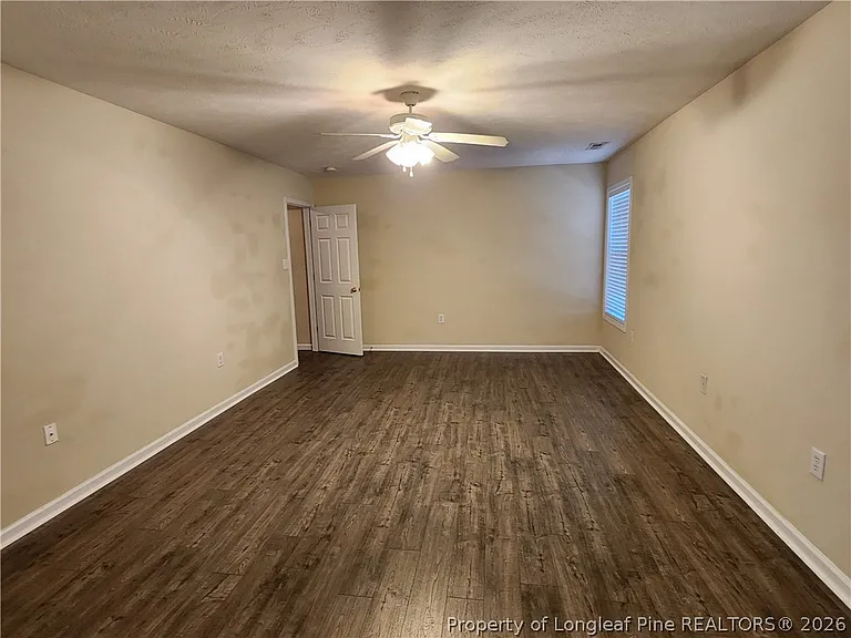 3347 Broomsgrove Dr — Photo 20