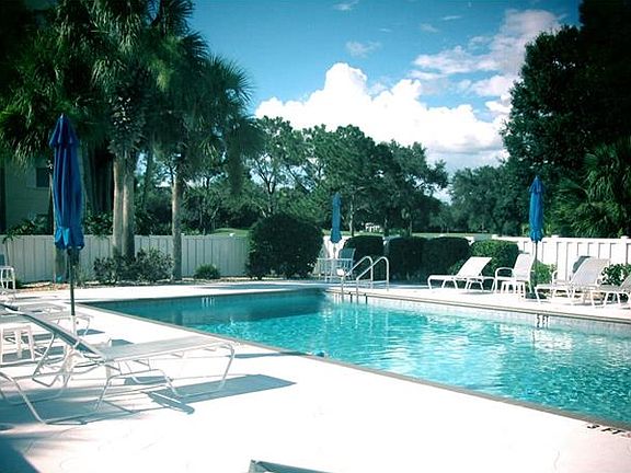3rd image of 915 Wexford Blvd #915