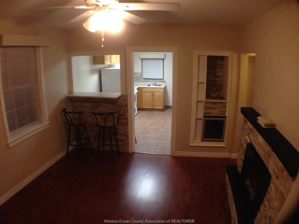 2 bed, $2,200 — Photo 3