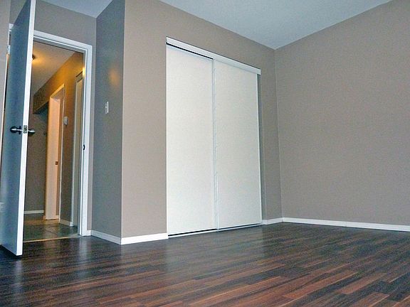 4th image of 11807 102nd St NW #3-bedroom