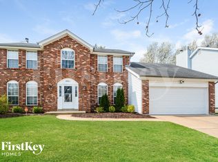 3081 Willow Creek Estates Dr, Florissant, MO 63031