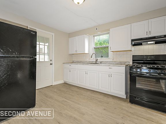 5th image of 513 Kentucky Ave