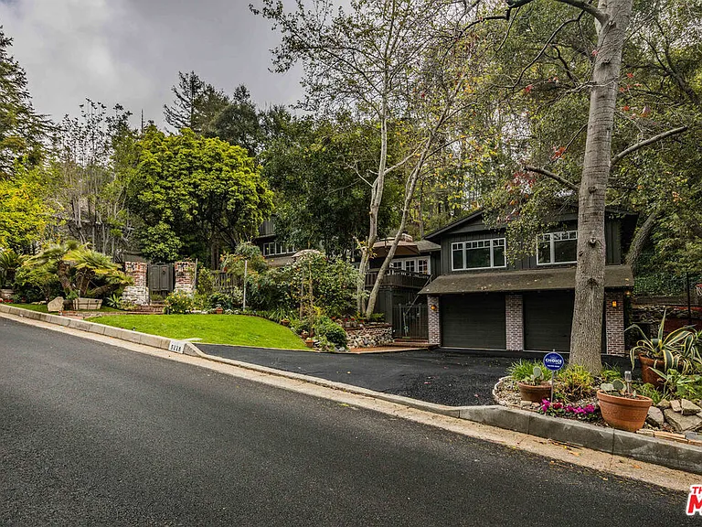 5228 Palm Dr — Photo 24