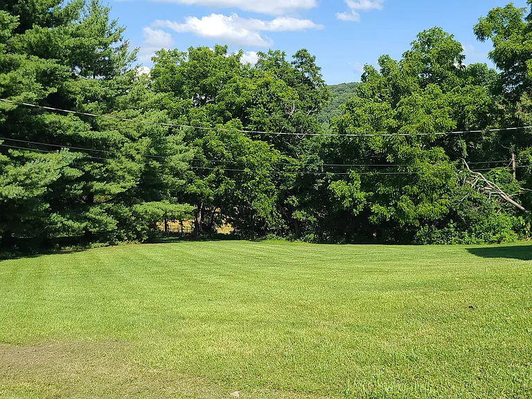 1526 Old Oak Ln — Photo 9