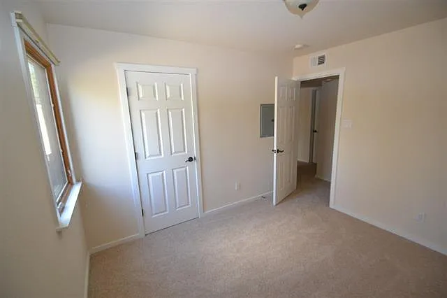 601 W San Mateo Rd #44 — Photo 2