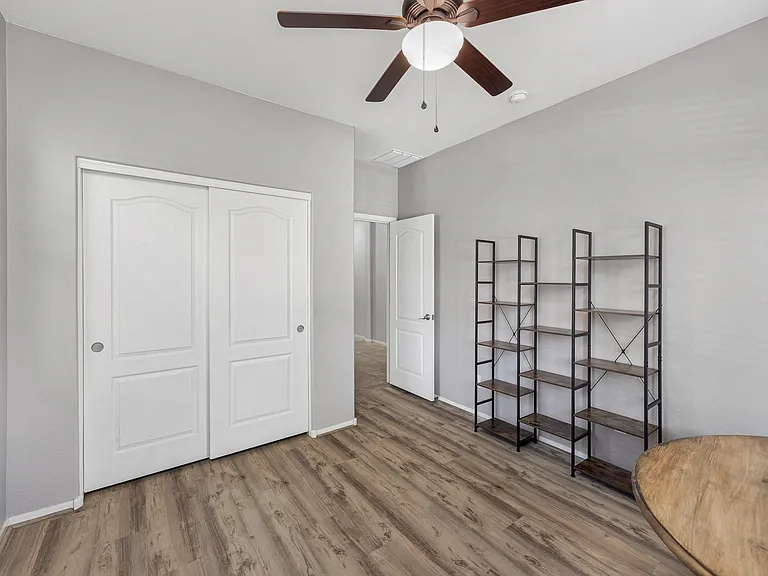736 E Gold Dust Way — Photo 13