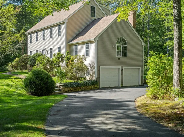 111 SW Main St, Douglas, MA 01516