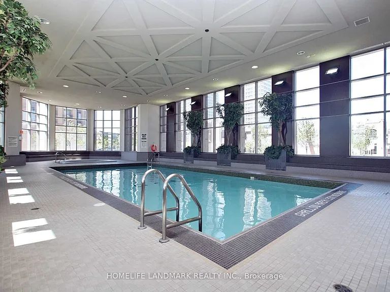 388 Prince Of Wales Dr #303 — Photo 13