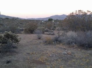 9421 N Star Trl, Morongo Valley, CA 92256