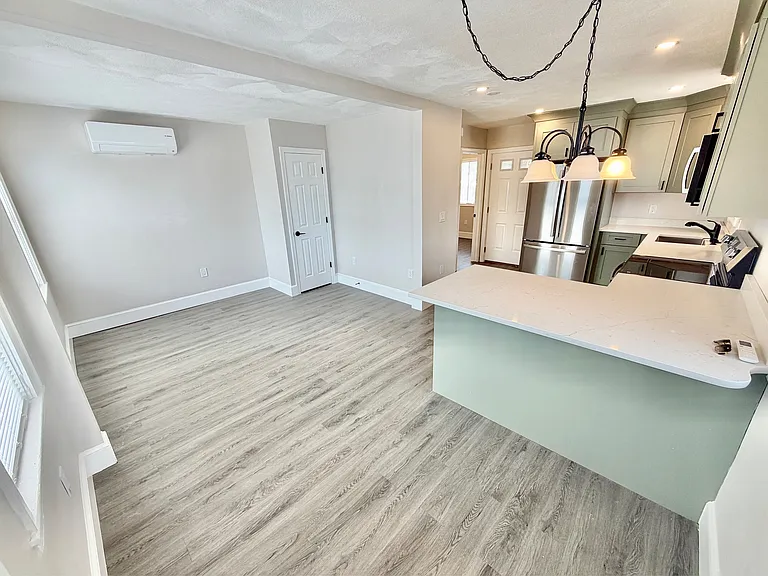 11 Highland Ave #A — Photo 3
