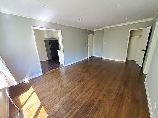 3rd image of 8542 Saturn St #2