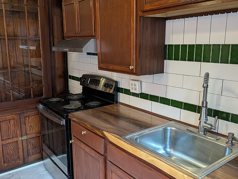161 Washington St #2 — Photo 20