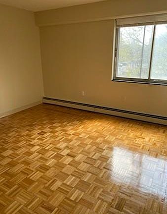 4th image of 1025 Hancock St Unit 3F
