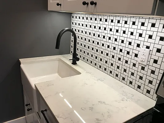 Rented by Premier Metro Realty Corp | media 63