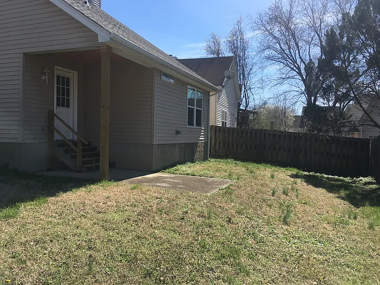 2000 Lassiter Dr — Photo 25