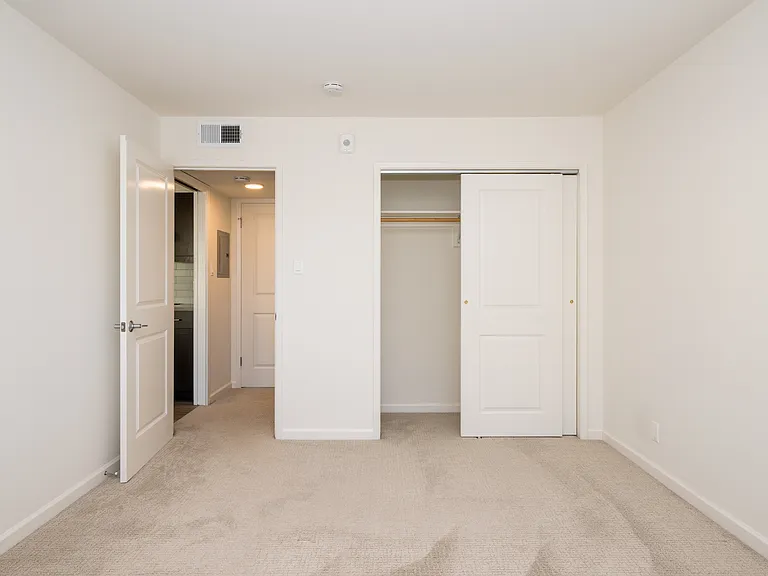 935 Burnett Ave #4 — Photo 14