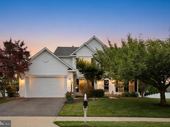 150 Riggs Rd, Fredericksburg, VA 22405