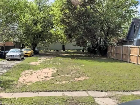 2203 N Houston St, Fort Worth, TX 76164