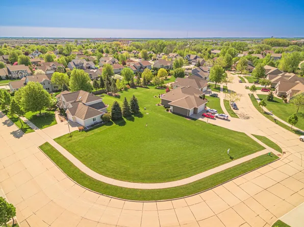 E Corridor Dr #49, Appleton, WI 54913