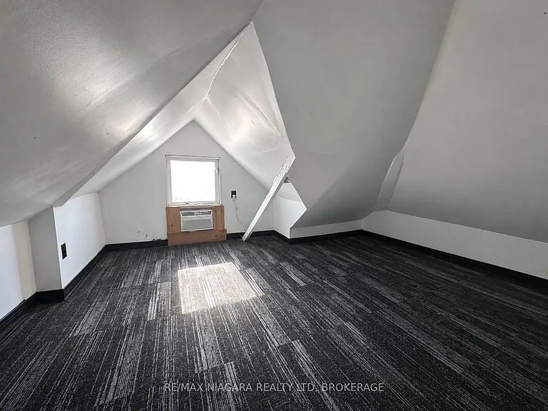 94 Crowland Ave #2 — Photo 8