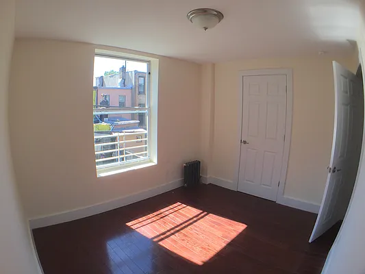 Rented by Newcastle Realty Services | media 15