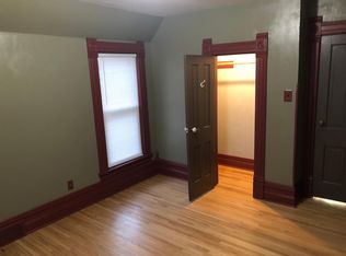 430 1/2 S 7th St, Dekalb, IL 60115