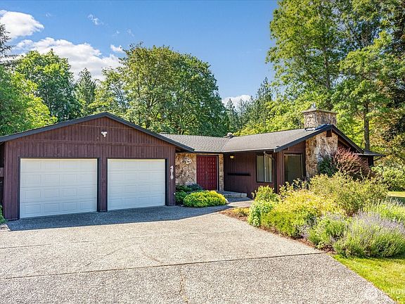 3rd image of 4818 354th Avenue SE