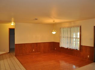 606 W Morse St, Fredericksburg, TX 78624