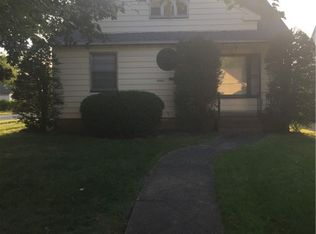 5082 Philip Ave, Maple Heights, OH 44137