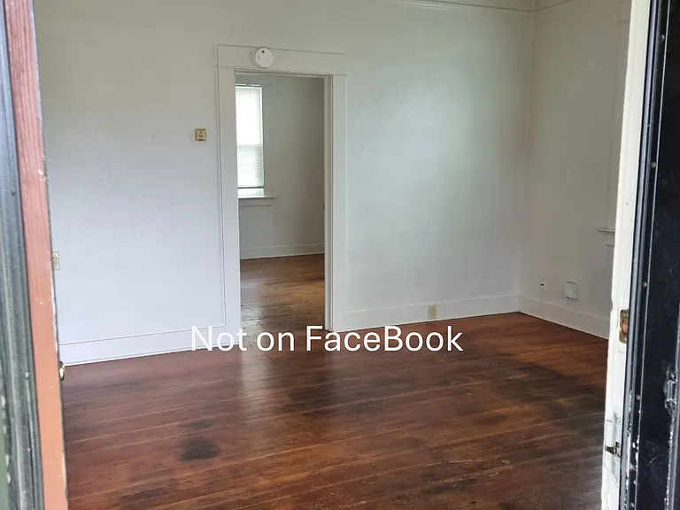 794 N 3rd St — Photo 4