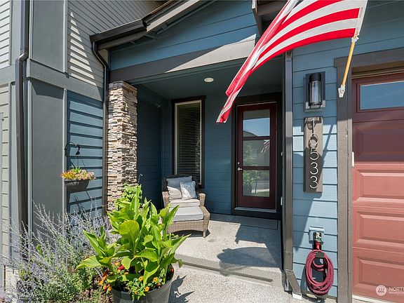 Be prepared to be "Wow'd" once you enter this beautiful property. One year young!>