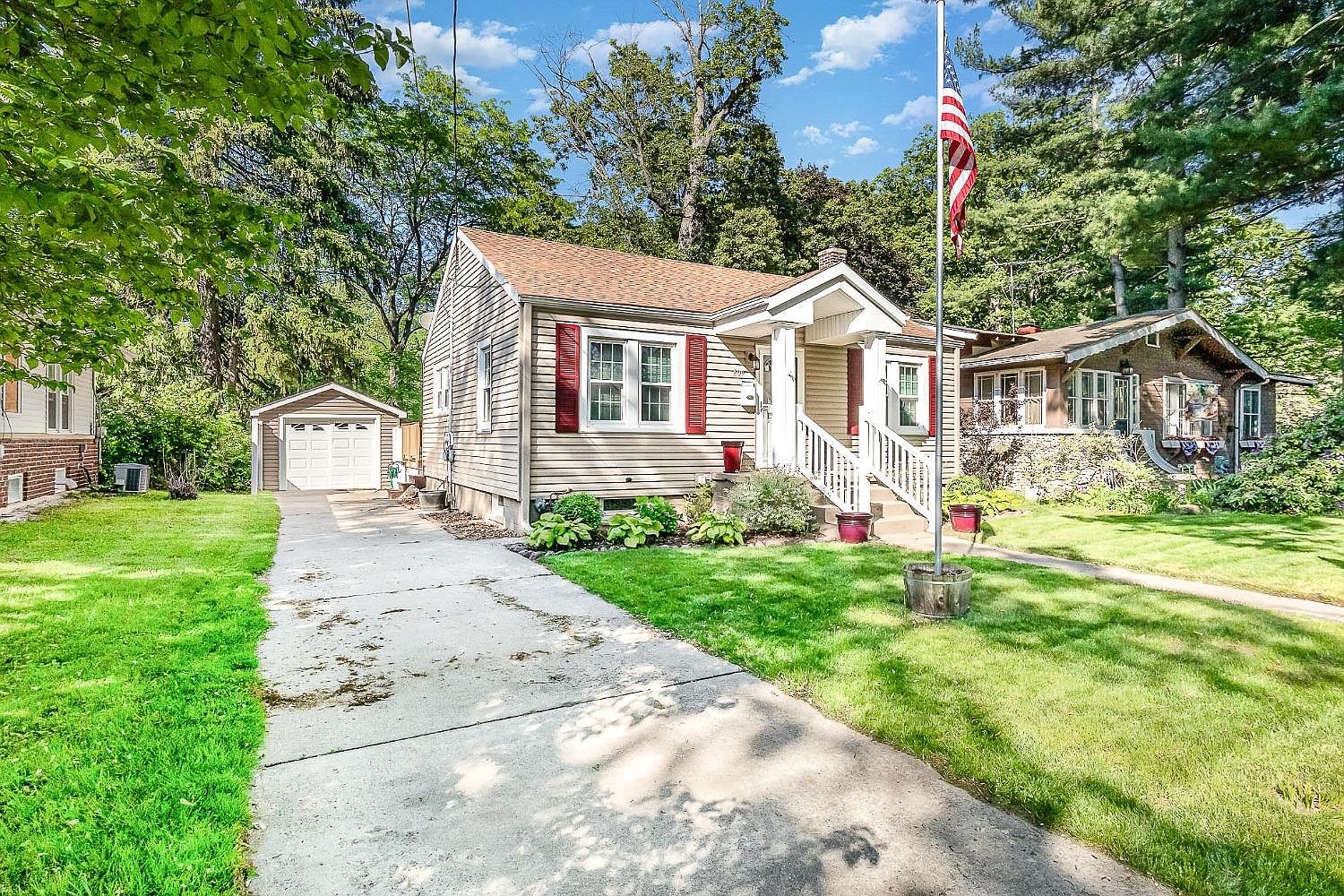 809 Main St, Hobart, IN 46342 MLS 531657 Zillow